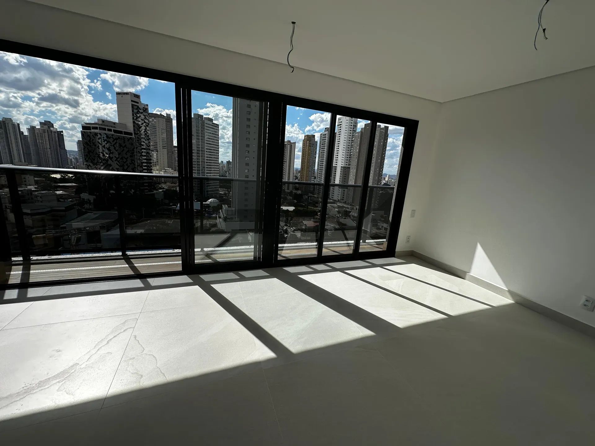 OPUS GYRO ROOFTOP FLAT 48m²